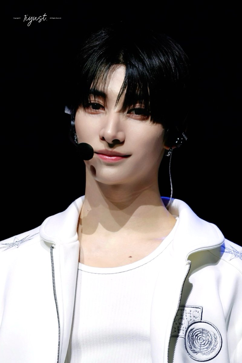 1iyust's tweet photo. 260504 TAIPEI SHOWCASE

#YU #유우 #ユウ
#NEXZ #넥스지 #ネクスジ https://t.co/pG3NnLFGix