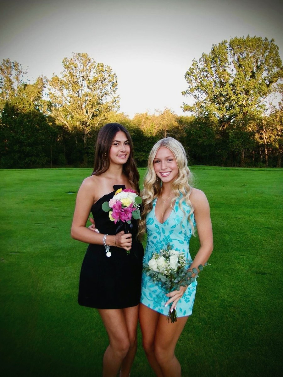 harper_warto7w's tweet photo. Sayre prom 🩵
cc @howe_racha6636 https://t.co/RC8NxsnpCk