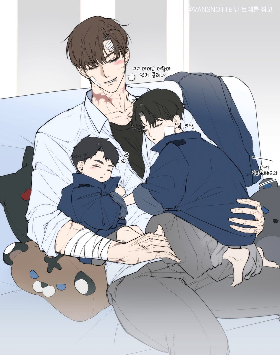 sagwa_podo's tweet photo. 뒤늦은 어린이날 현무1팀 https://t.co/5AvgZ4DSCb