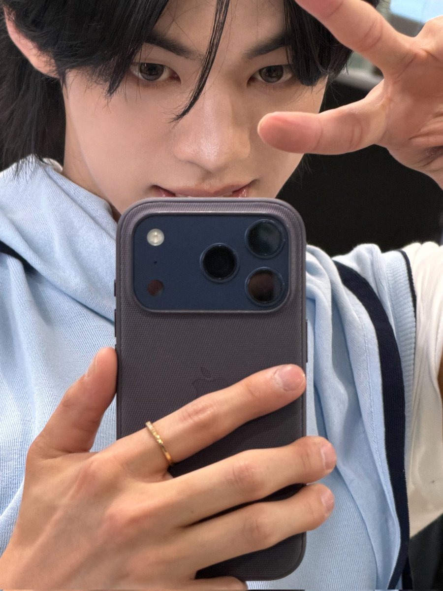 DH. tweet media