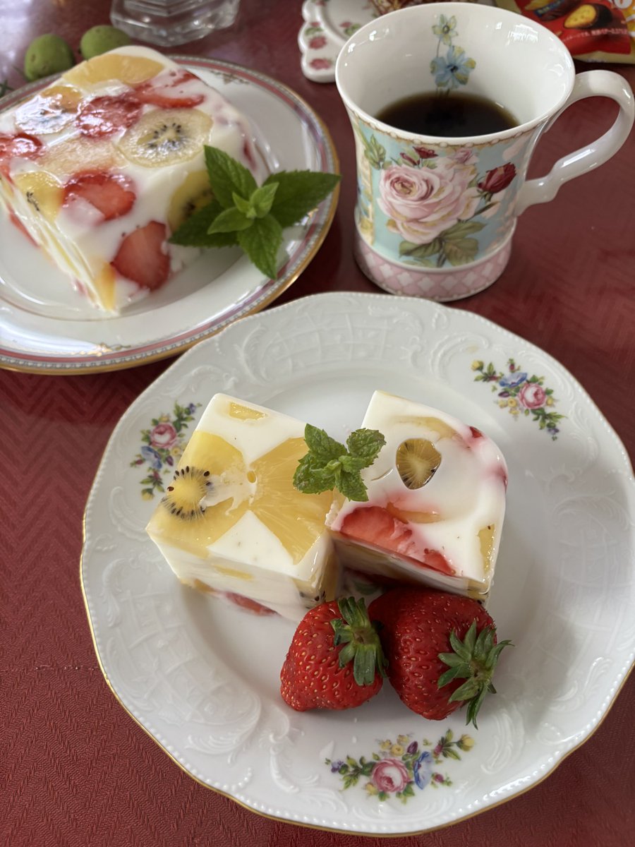 atsuko tweet media