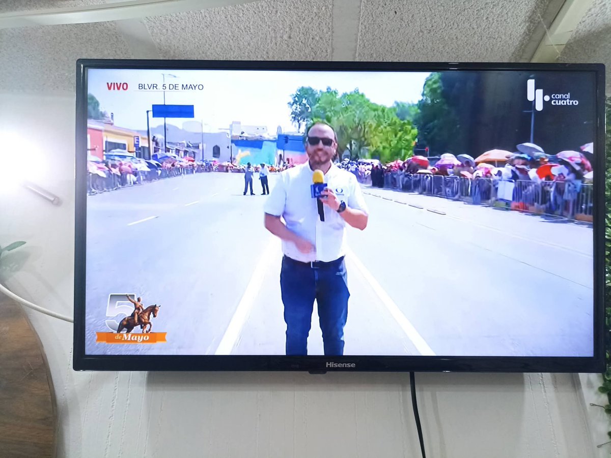 gavitoandy's tweet photo. Gran transmisión del desfile el día de hoy, por la mejor señal @TelevisaPuebla https://t.co/yWnhXuNGak