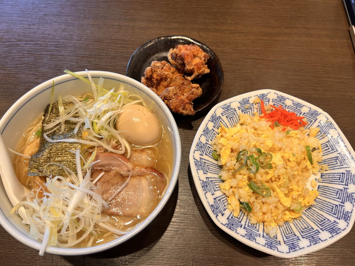 ぐり tweet media