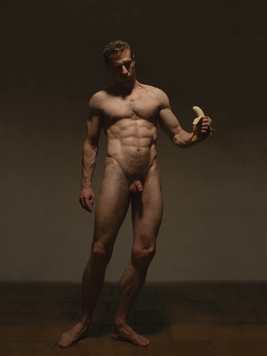 pnpplzinecom's tweet photo. Guide to “How to Create a Great Erotic Self Portrait at Home” with Adam Kraft >> https://t.co/x74YahjyQK https://t.co/OFJyA4MfhR