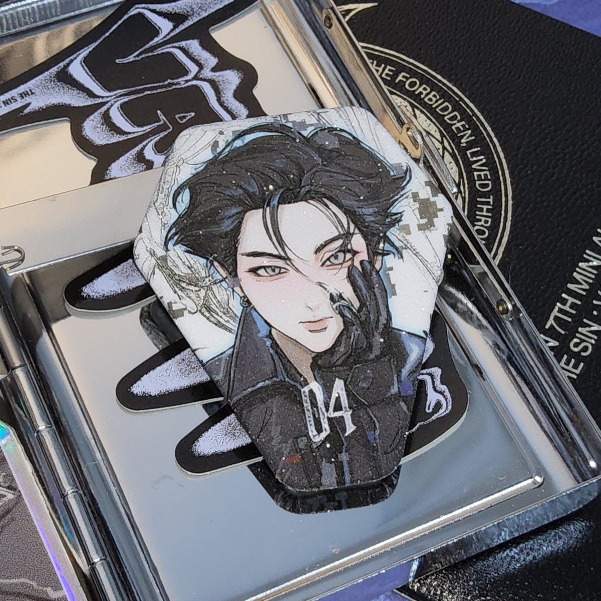 sssaltygum's tweet photo. making pins 𖦹 https://t.co/XIjSUNz0mT