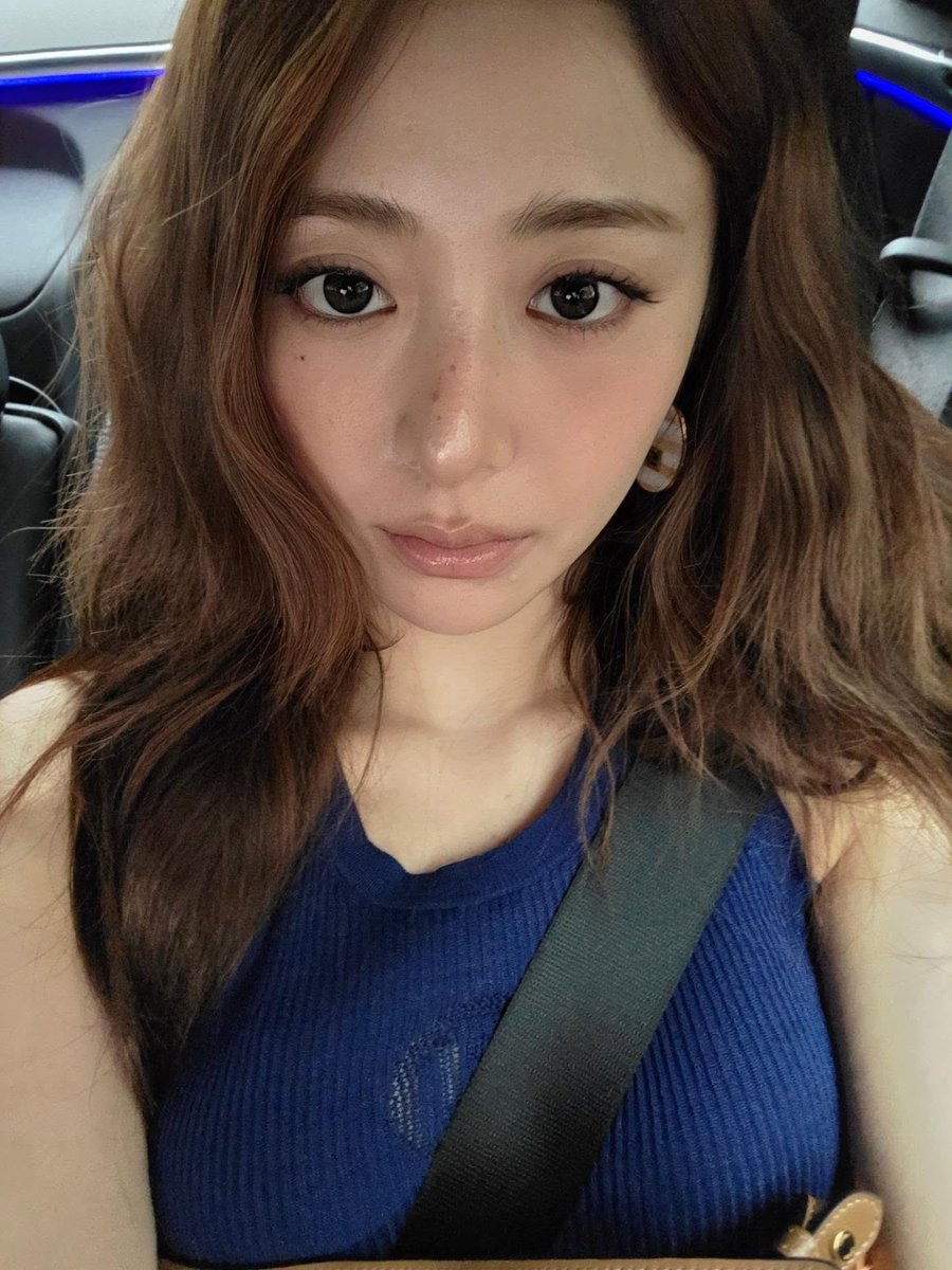 yunjin tweet media