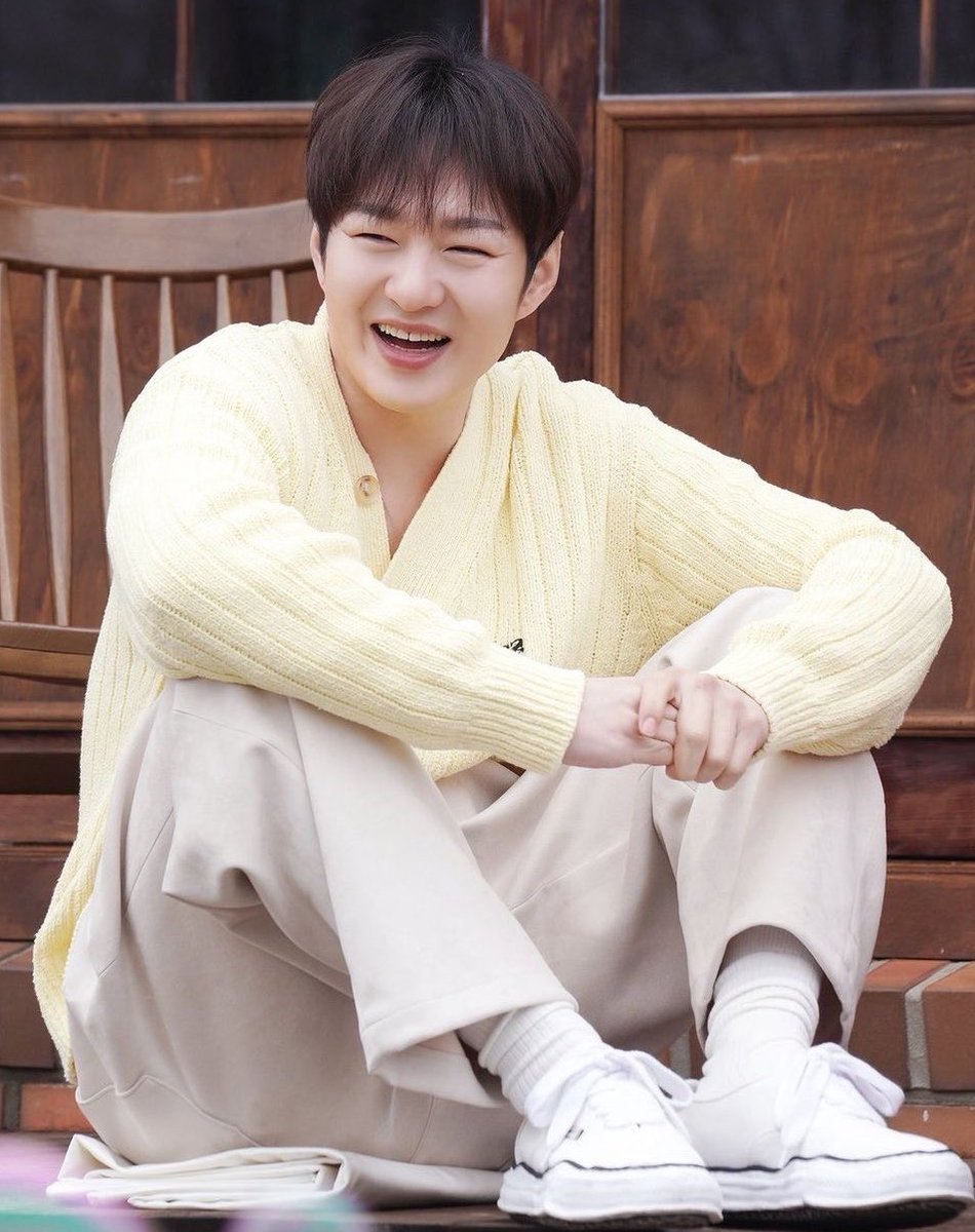 6X2__1_2's tweet photo. 커플 데이트 룩 https://t.co/HXYGf0WOR2