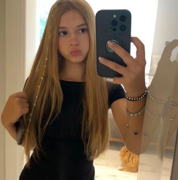 Alicee tweet media