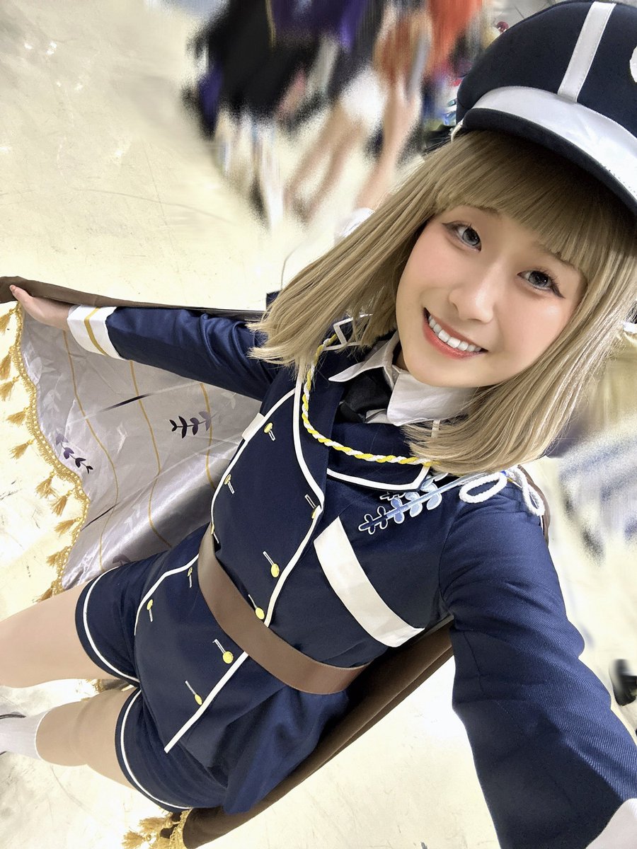 Yuturbkan39's tweet photo. 昨日はイベントありがとうございました！！！！
ﾏｴﾀﾞで前田本を売る夢が叶って楽しかったです🌼まえひらで並んでスペース立てたのも本当に良かった…！！
来年もよろしくお願いします🫶🏼 https://t.co/N6chOl3yLp