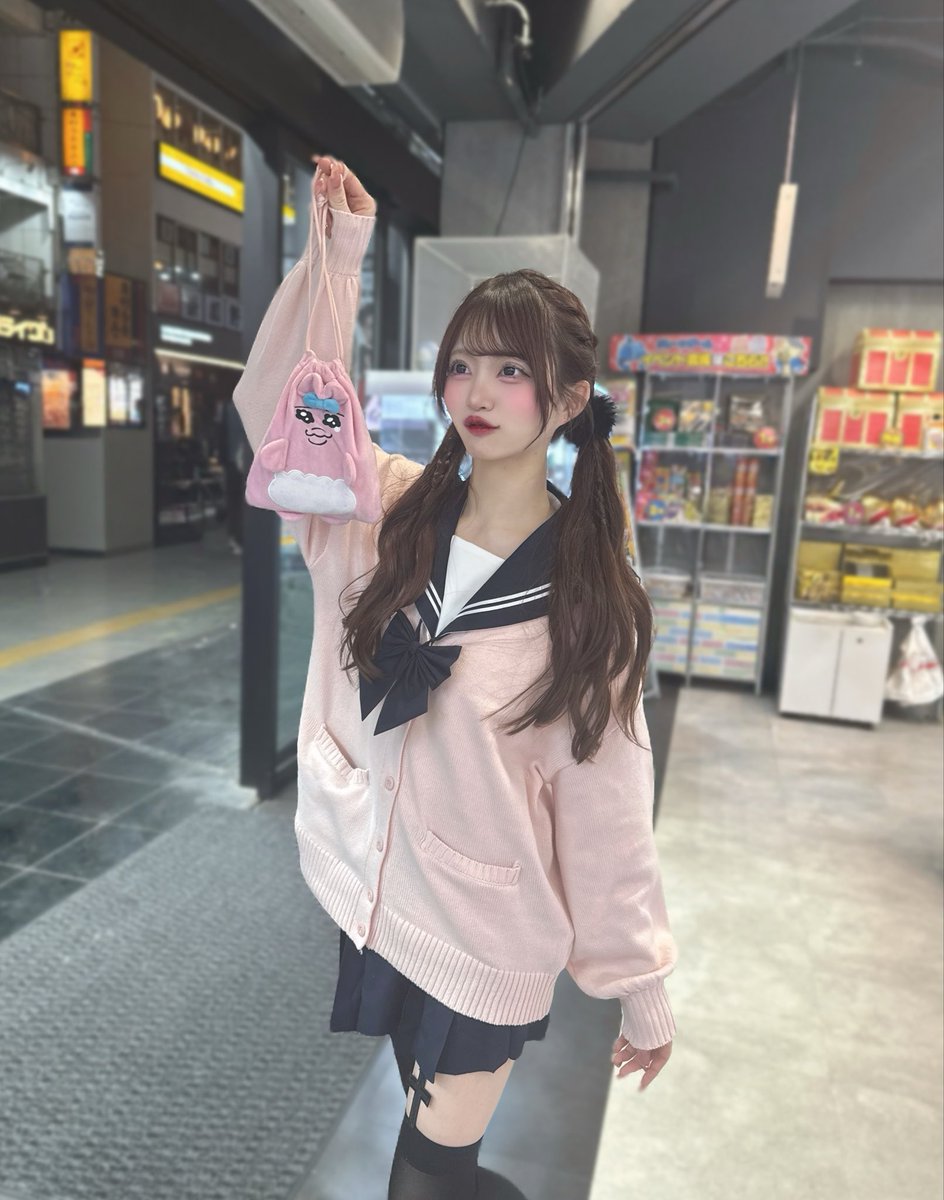 ❣️今週のオンラインチェキ❣️
テーマは『制服🩷』

きゅるきゅるJKりりあちゃん🎀
放課後デートしてくれないとすねちゃうんだとか⁉️ゲーセン寄りたいらしい( ᴖ ̫ᴖ )

動画もあるからJKりりあと青春してね〜✨️
締切は5/10(日)23:59まで！
🔗 nooe.base.shop/items/128155742