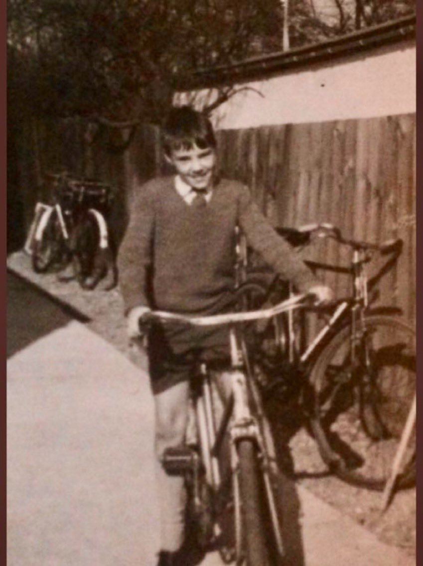 #60s The 60s what a great time to be around then Des in 1965. All out riding our bikes, playing football, &amp; cricket. When everyone was friendly with each other. All knew our neighbours. All kids fit then not inch of fat on Des. Then the music from 60s. The greatest of all time.