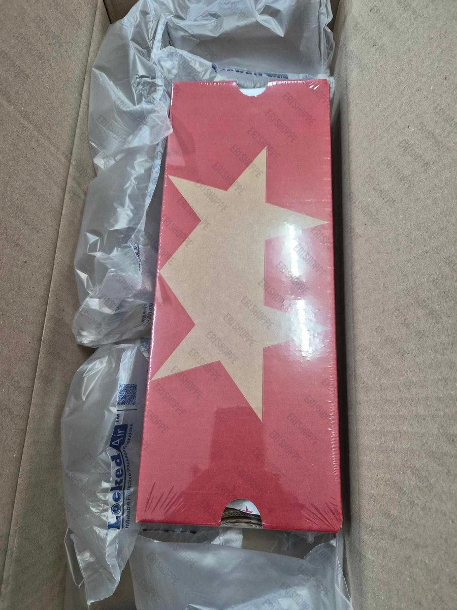 ESPH_UPDATES's tweet photo. arrived at our KR warehouse 🌟 | already sent an email to all customers :)

— NCT JNJM BOTH SIDES (BEST SIDE ver.)

eta to ph: end of may to early june https://t.co/nZQRuIijPR