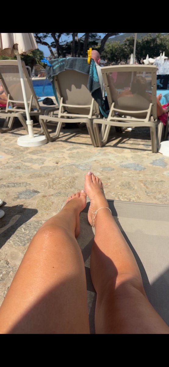 This will be me in three weeks time 🥳😁🙌🏻☀️ I can’t wait.