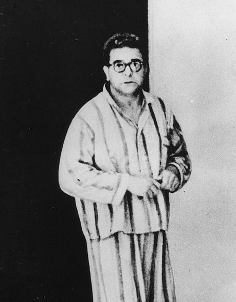 RT by @mikenov: OTD May 6, 1960 Trotsky assassin #Ramon_Mercader released from Palacio de Lecumberri prison in Mexico. True! Axe anyone. (Too soon?)