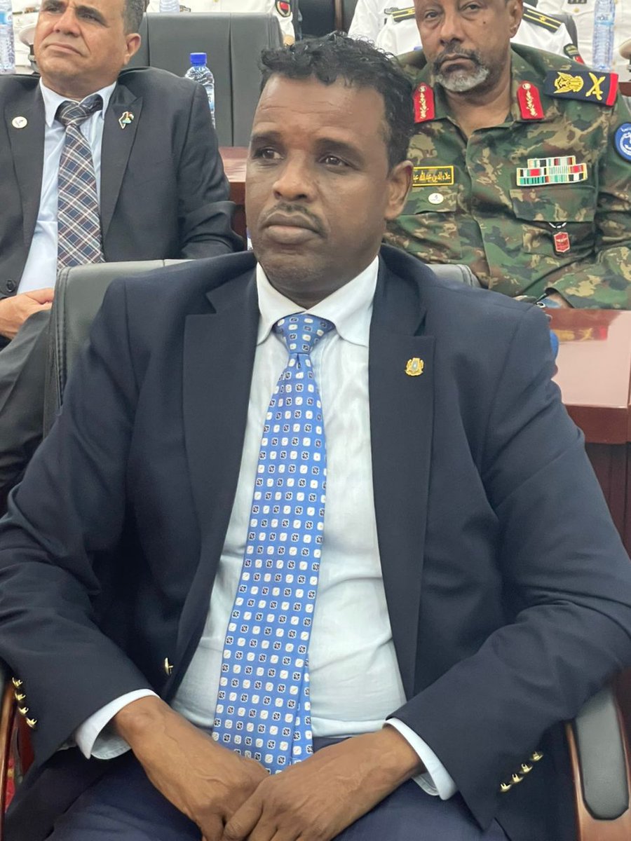 PalaisduPeuple's tweet photo. Dans la matinée du jeudi 23 avril 2026, trente deux ans après l'une des tragédies les plus sombres du XXe siècle, Djibouti s'est joint à la République du Rwanda pour rendre hommage aux victimes du génocide perpétré contre les Tutsis en 1994 a eu lieu au Palais du Peuple. https://t.co/RrMXocGrZu