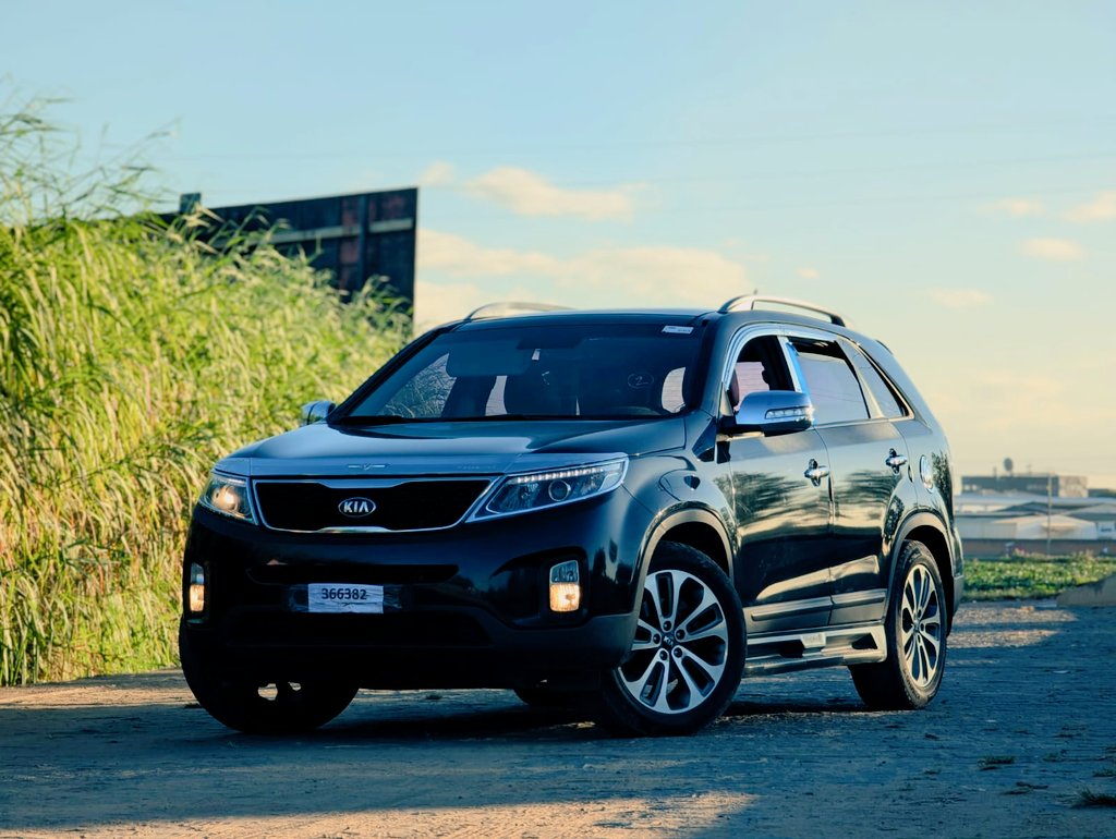 fenitralc's tweet photo. Kia Sorento 2014 à vendre
Turbo diesel, boîte de vitesse automatique 
07 places , 2WD, 03 jours à Mada 
54 millions Ariary à débattre 
038 11 777 65 https://t.co/BMMSroLWuX