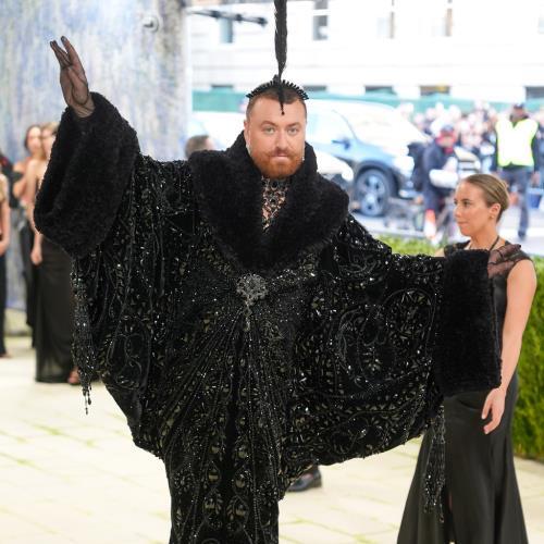 MusicNewsWeb's tweet photo. Sam Smith and Christian Cowan engaged - #SamSmith @samsmithworld #samsmithworld
Read the full article here: https://t.co/3Gw35vsCUv
More on https://t.co/cGbkkwo6Jk https://t.co/yngSzk0Oli