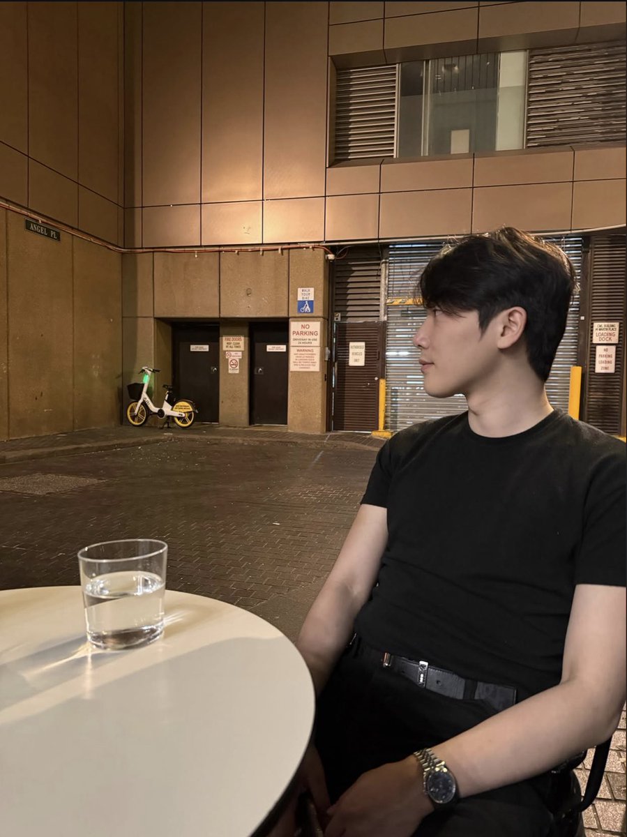 wthjjbsh_'s tweet photo. Seo Sangwon 🫣🙇🏻‍♀️ https://t.co/ZLUbAi9Zde