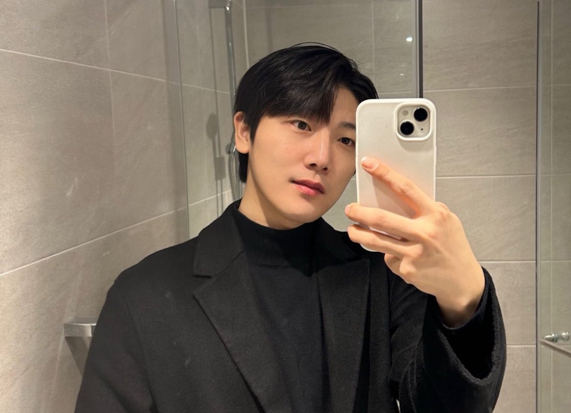 wthjjbsh_'s tweet photo. Seo Sangwon 🫣🙇🏻‍♀️ https://t.co/ZLUbAi9Zde