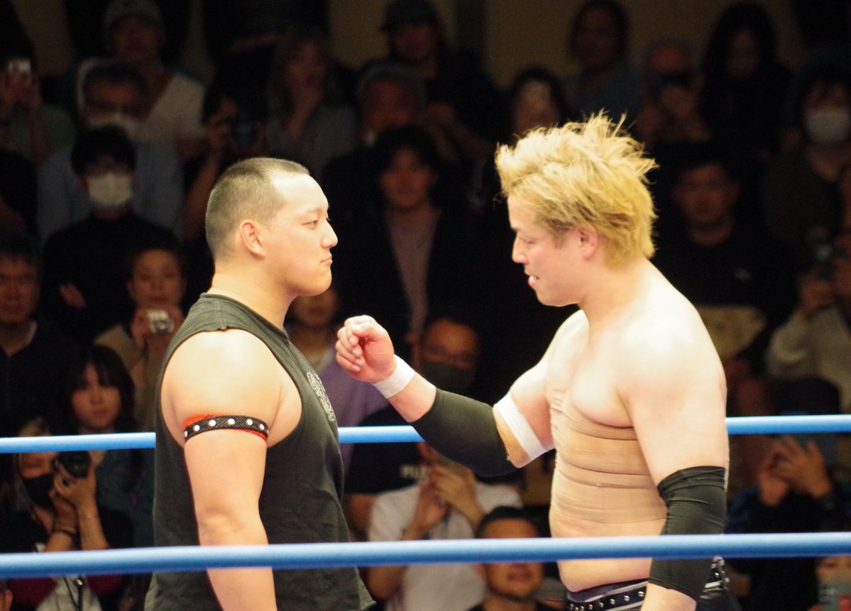 練郎 tweet media