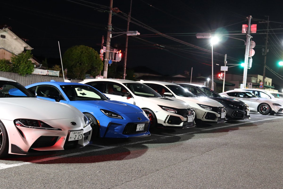 yuzen_FK7's tweet photo. 道の駅　淡河

車眺めながらダベるだけで最高😎

ポリメタは夜写真撮るのむずい… https://t.co/PKoha9GVRK