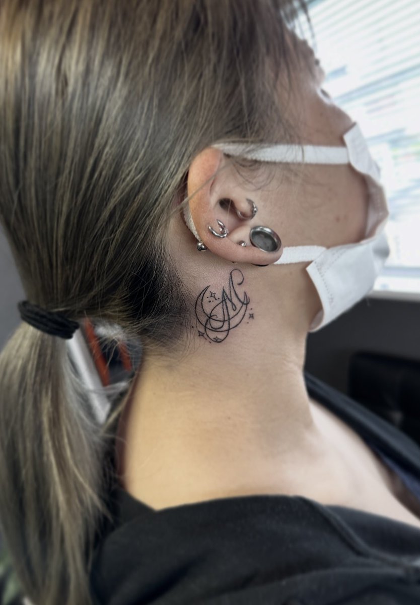 2FACE TATTOO STUDIO tweet media