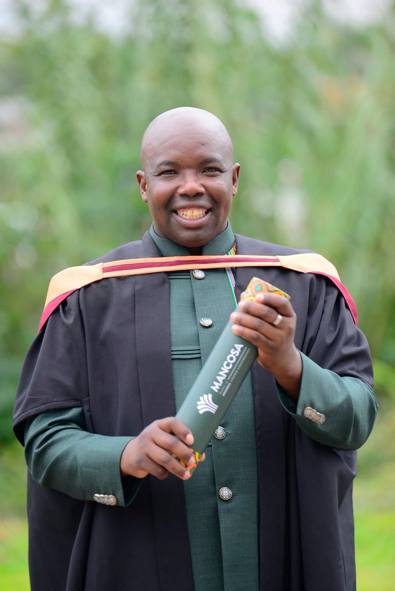 Join me in congratulating  <a href="/OtpLimpopo/">Limpopo Provincial Government</a> Chief of Staff <a href="/Nyambematshivha/">Nyambeni Matshivha</a>, for achieving her Honors  in public administration and <a href="/MYANC/">ANC - African National Congress</a> Waterberg regional secretary,Cde Rufus Magoro for achieving his Bachelor in public administration. I’m inspired to study. Time can’t be an excuse.