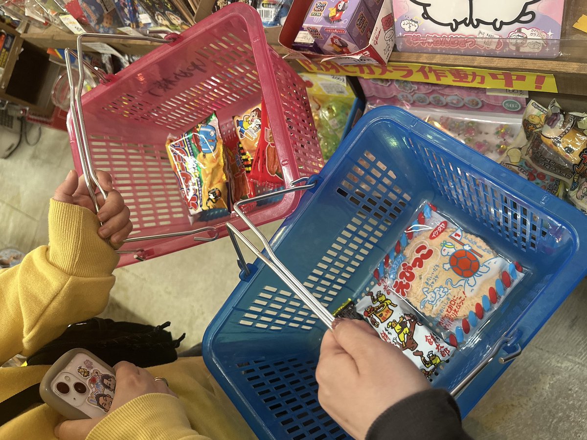 りんこ tweet media