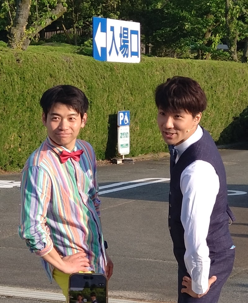 haiiro_neko41's tweet photo. 感動のクイズコーナーでした！
皆さまお疲れ様でした
改めてルーちゃんおめでとう🎉✨

ちゃんと対策を取って遠くから眺めておりました
無事に、誰にもご迷惑はかけてないはず…
いろんな意味で行けて良かった日でした

(遠くにいたことがバレててちょっと怖かった)
＃プーキーズ
＃ルーちゃん生誕祭 https://t.co/JxqnVzCm3P