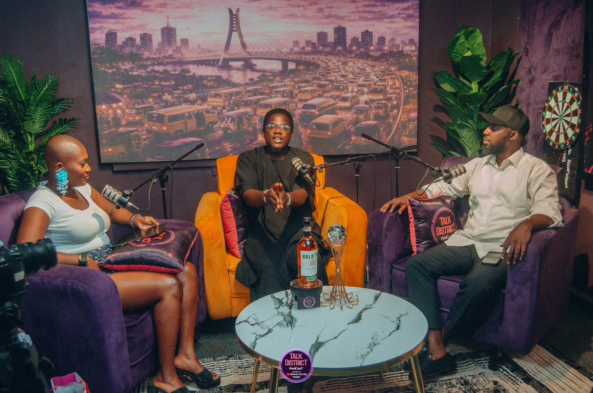 talkdistrictpod's tweet photo. Loved when the money flows… distant when it doesn’t. Is it love or convenience?
Men carry pressure in silence, yet get valued by provision.
 Time for real questions.
6pm Thursday. #TalkDistrictPodcast #ModernRelationships #FinancialPressure https://t.co/U77WAPCqmk