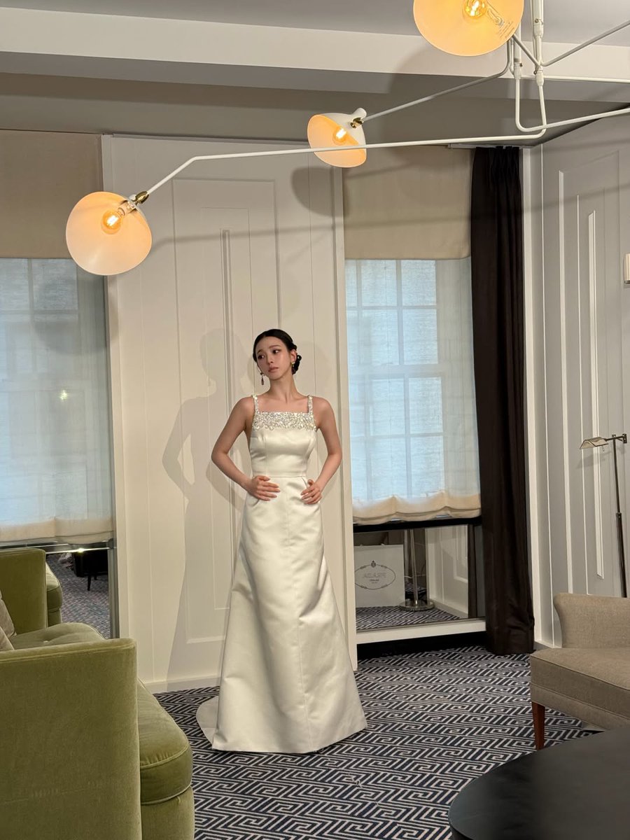 karinaspics's tweet photo. katarinabluu instagram update #metgala https://t.co/Dl3ABlVXLI