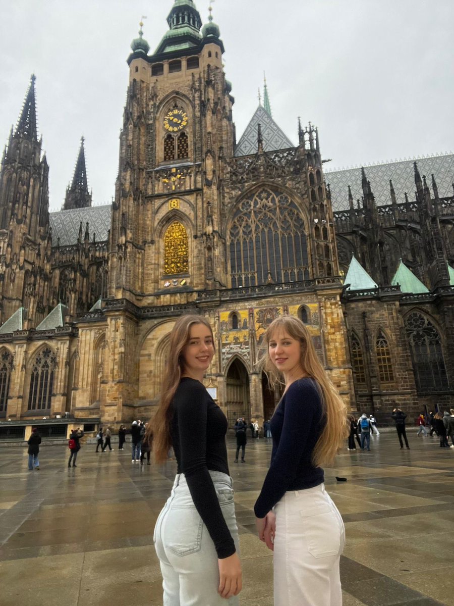 AyandaMadonna's tweet photo. "I had the amazing opportunity to visit Paris & Budapest with some fellow au pair friends. It was such a beautiful and unforgettable experience - walking through the city, seeing the iconic sights, and just soaking in the atmosphere togetherโ ๐
#ExploreAbroad #AuPairLife #Travel https://t.co/RC511TolLZ
