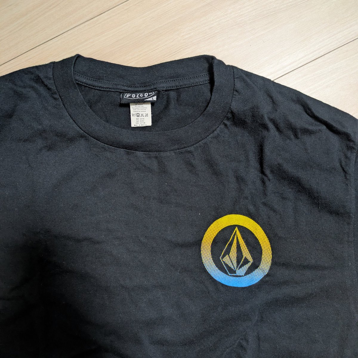 JUNKIT0405's tweet photo. 本日の戦利品。
・オールドボルコム Tシャツ 1500
誰も注目して無さそうなオールドのボルコムTシャツ少しづつ集めてます😆 https://t.co/HXEE5yMPTJ