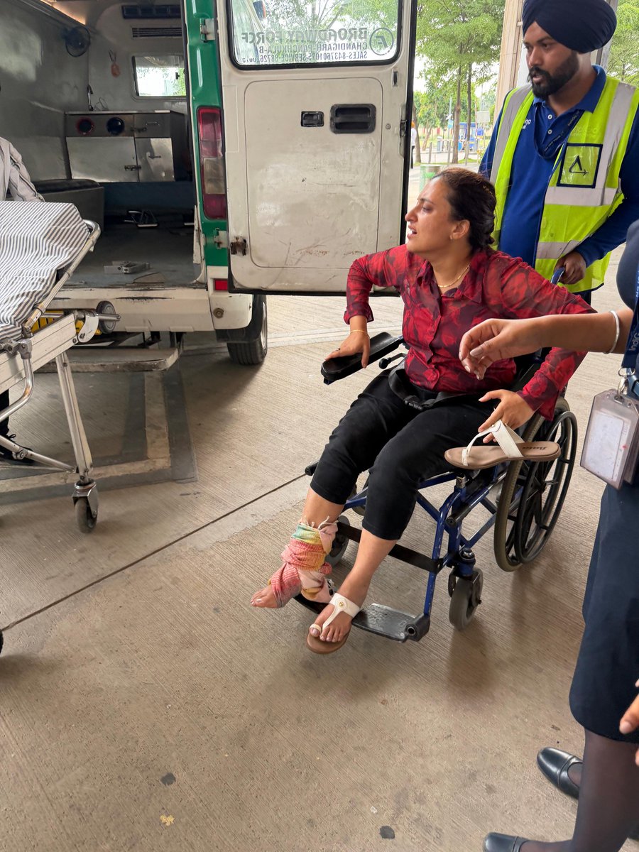 Rhyacharya's tweet photo. Absolute rubbish clarification by the @DGCAIndia... clearly an attempt to wash their hands off this incident... Do you even know the fact that one passenger (my sister-in-law) evacuated during this operation suffered multiple fractures and has been advised of a major critical surgery, and is currently admitted in the ICU at Max Hospital?

My sister-in-law was among the 198 passengers onboard #Indigo flight 6E108 from Hyderabad to Chandigarh... During the chaos and stampede like evacuation her right ankle got severely twisted and she had to be rushed to the hospital... Doctors have confirmed three multiple fractures and warned that without immediate surgery there is a 101% risk of permanent joint tear... How can the regulatory authority claim there were “no injuries” when a passenger evacuated during this operation suffered multiple fractures, was advised a major critical surgery, and is currently admitted in the hospital? This is not just misleading, but also deeply insensitive and irresponsible...

@IndiGo6E
@MoCA_GoI @RamMNK @BhagwantMann @sonali_giri @CsPunjab @ixcairport @Gulab_kataria @goelgauravbjp @mohol_murlidhar @ANI @DainikBhaskar @ABPNews @PTI_News @timesofindia @IndiaToday @IndianExpress @thetribunechd @Republic_Bharat
