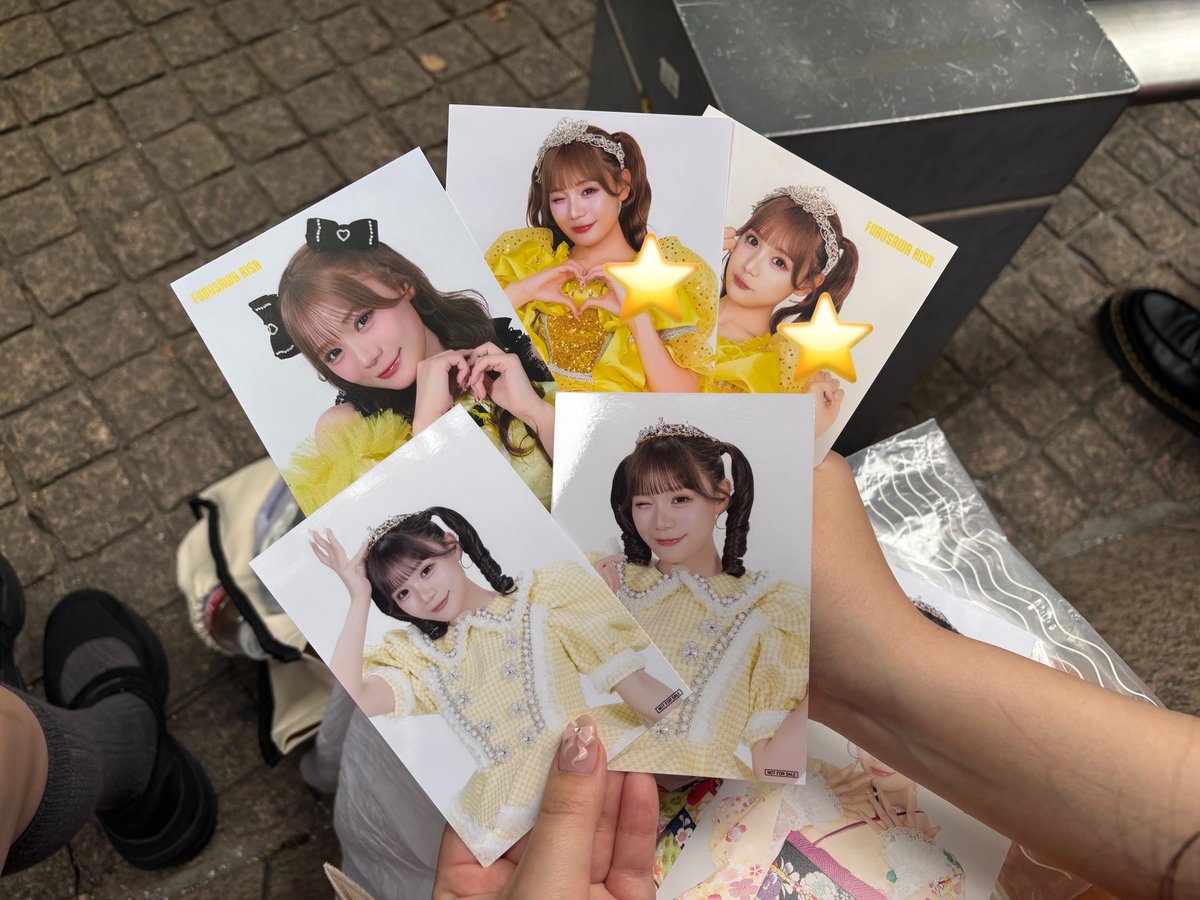 まおまお tweet media