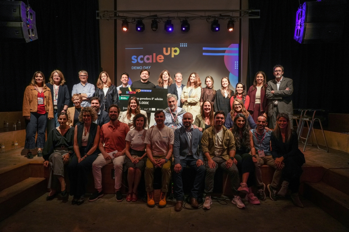 GVAivace's tweet photo. 🔝El DemoDay de la 8ª edición de #ScaleUpVlc reafirma el potencial emprendedor de la CV
🥇Enhorabuena #Healz por el premio
🙌Un placer acompañar a @wizleep @yotelicito #Bluease #Cerwall #IcziaEngineering #Mekreo #Venturest #XEmoto y #RedPantsBrewer
👉@ceeivalencia a por la 9ª !! https://t.co/raKIL5HwCq
