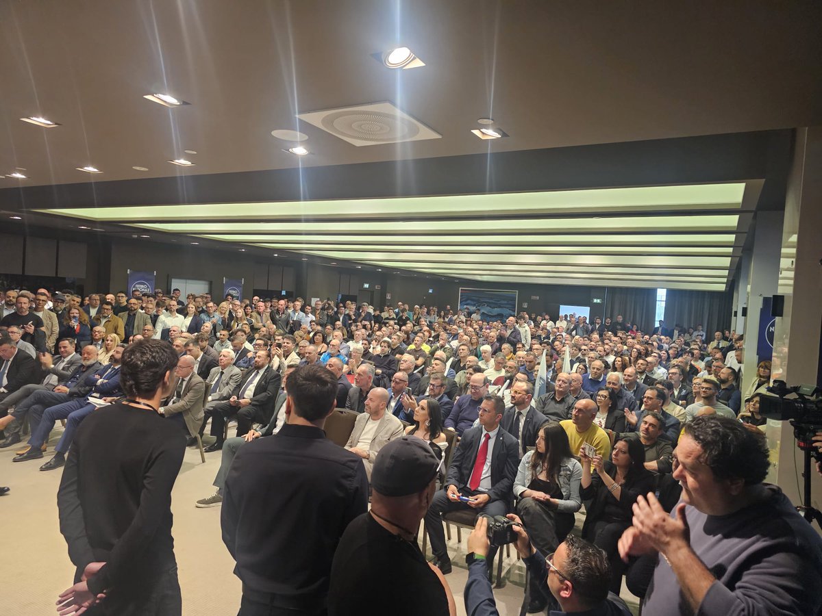 Roberto Vannacci tweet media