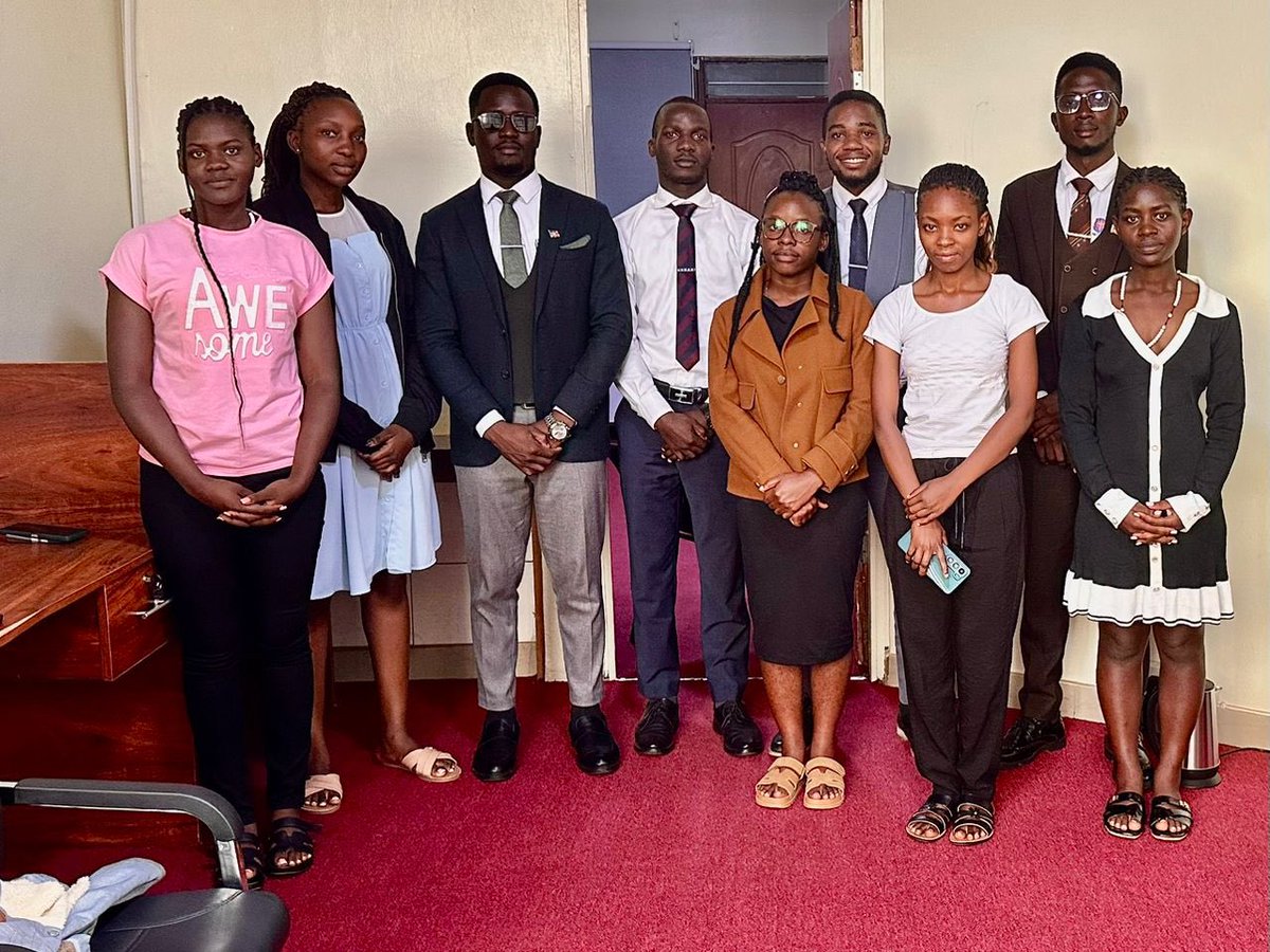 AsaphElly1's tweet photo. On Saturday 2nd/05/2026. I was a guest speaker at fountain mentorship hub where i got an opportunity to speak to legal scholars. “Mentorship is the way to go” https://t.co/XfvVrPv1xw