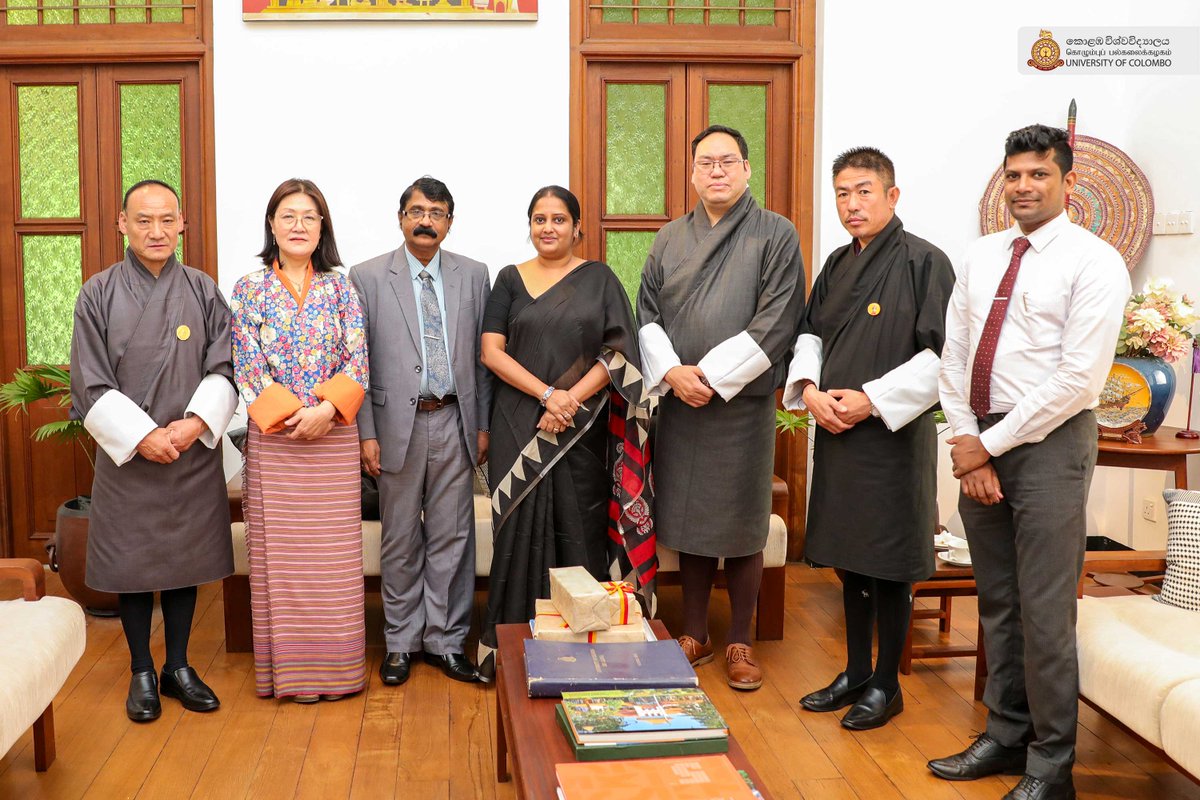 University Colombo tweet media