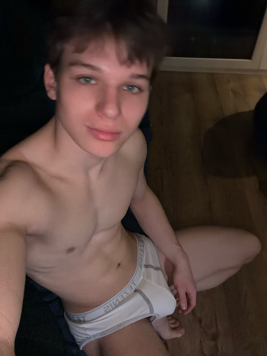 MAX TWINK | 90K tweet media