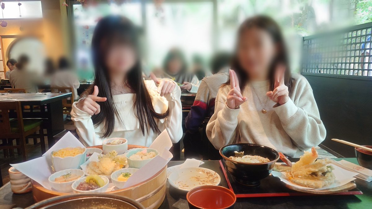みつ tweet media