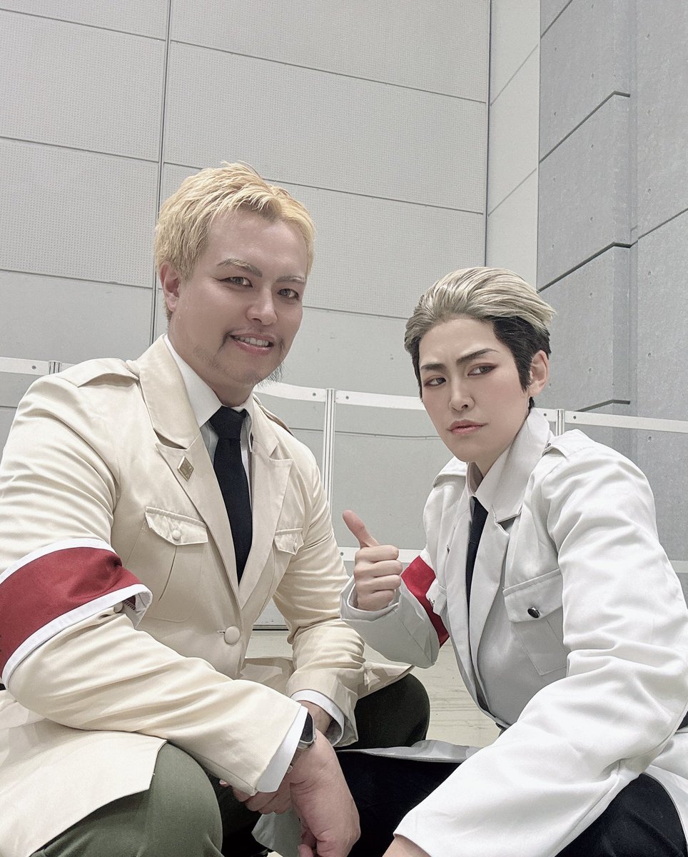 oo_aaa's tweet photo. 今日はありがとうございましたー！初のコスプレ参加で皆様写真とって頂きッアー😭😭😭😭😭🩷🩷🩷🩷
iroさん、さめこさん、Hiroさんありがとうございました…！マーレ！敬礼！ https://t.co/26yTEkqQcs
