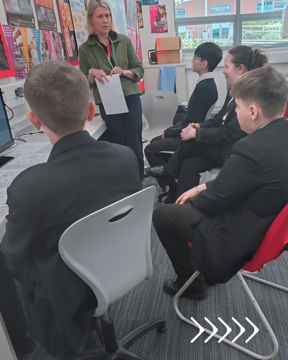 FairfaxSWA's tweet photo. Smith’s Wood students went behind the scenes of broadcasting with Channel 4 broadcaster @DanStrangetv and Paralympian Clare Griffiths. From live commentary to camera work, they explored real media skills through the @Channel4Skills programme with @Channel4 🎥 
#CareersEducation https://t.co/d5eNnZDyTM