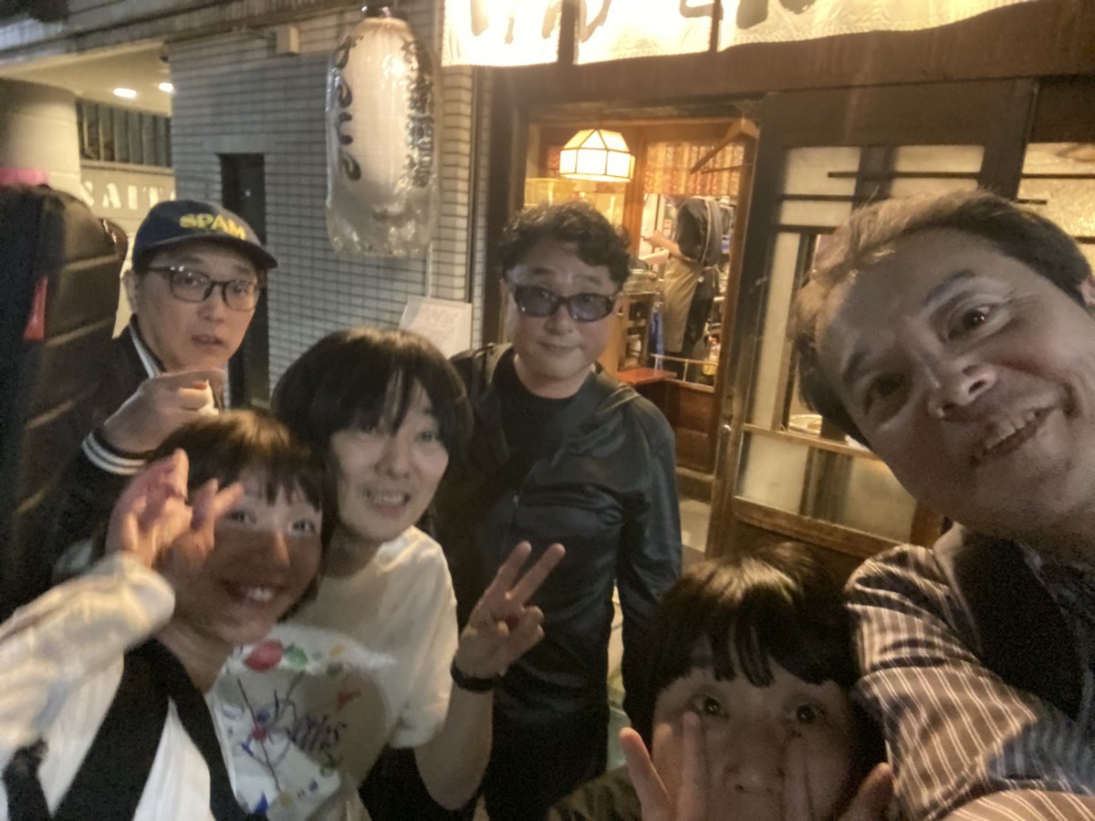 hidekaUFO's tweet photo. そして、そして、楽しい打ち上げ～🍻
みんなと飲むのは最高でした～❣️ https://t.co/hAxkfLH37g