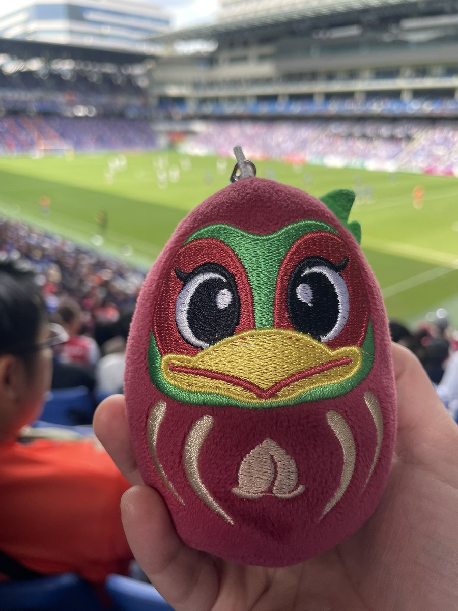 ビジターゲート前スタバ付近で拾いました🍑
ファジサポさんに預けましたので岡山までは帰れるはずかと🥹
持ち主さんに届きますように！