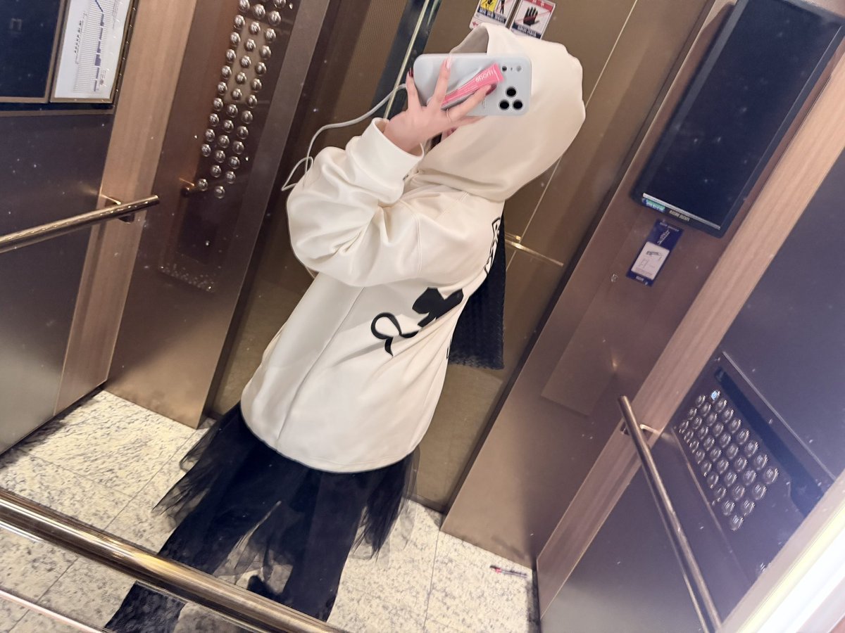 똥 tweet media