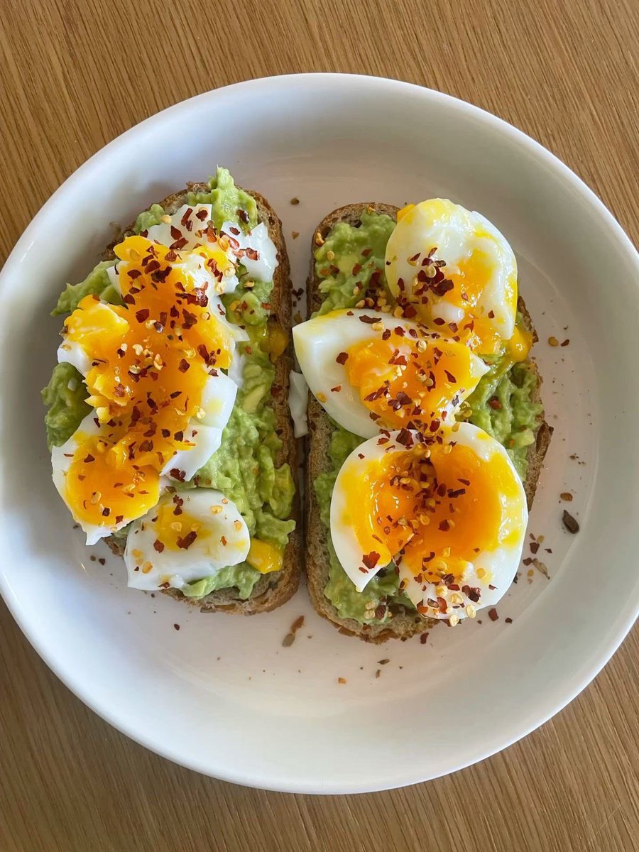 Elyvanaa's tweet photo. healthy habits start with healthy choices! eat clean, feel clean! https://t.co/MDQoIl1Zy8