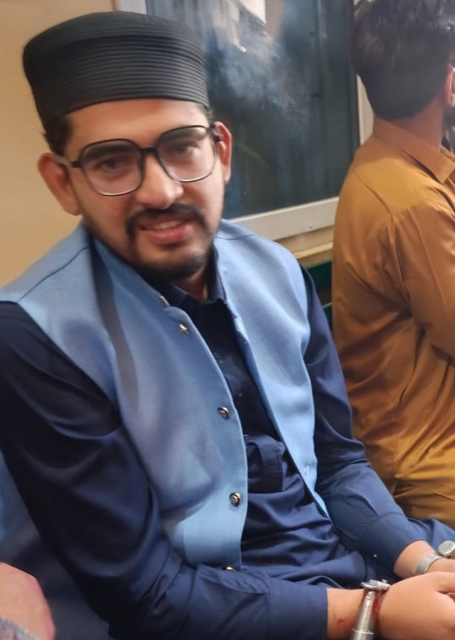 مانا کے مشکل ھے سفر غم کر نہ مسافر 
ان شاءاللہ جلد میرا اللہ تمہیں سرخرو کرے گا