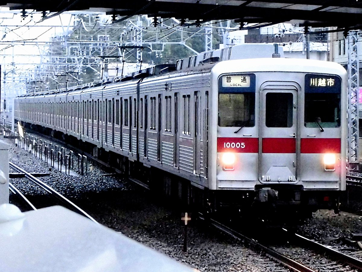TOBU11640F's tweet photo. 過去に撮った10000系の良画
圧倒的05fの遭遇率
コンデジなので画質が悪いのはお許しを、 https://t.co/zYhdNSRL4S