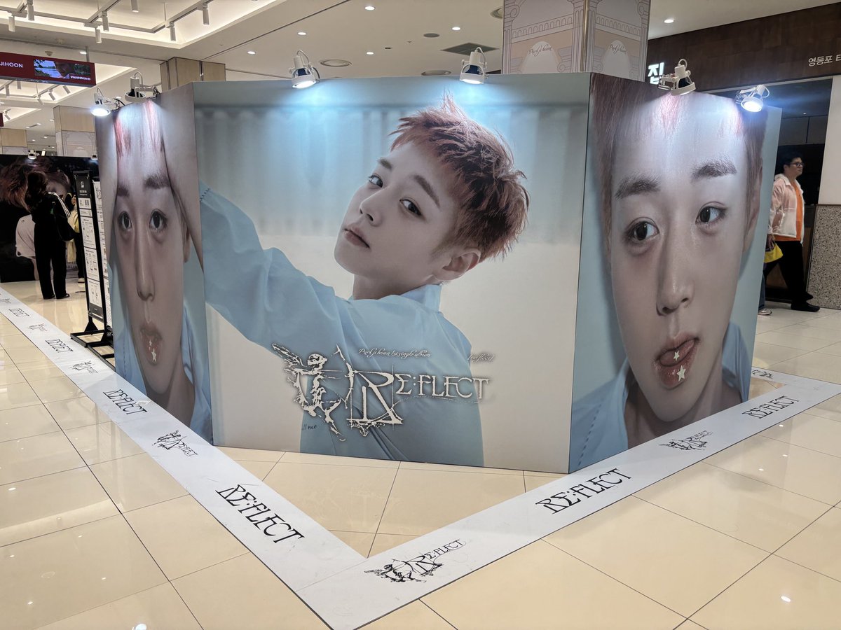 wingoh_'s tweet photo. 넘넘 행복했던 팝업 방문! 
원하는 포카 나와서 기분이 넘넘 조았어요💚💛💖
팝업 첫날에 다녀왔는데 올리는 걸 깜빡함😅

#박지훈 #PARKJIHOON 
#REFLECT #REFLECT_POPUP https://t.co/gvZPscLFaN